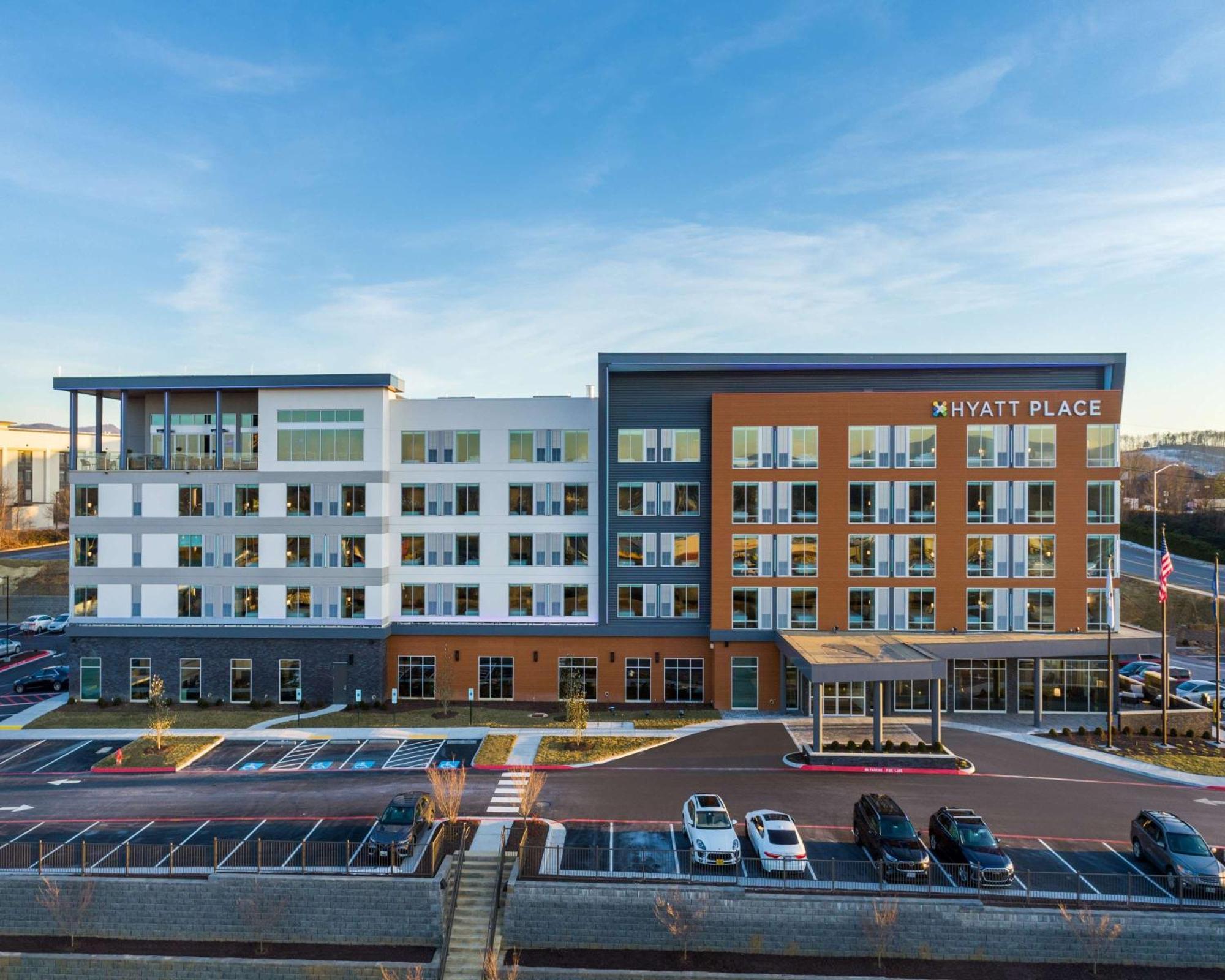 Hyatt Place Harrisonburg Exterior photo